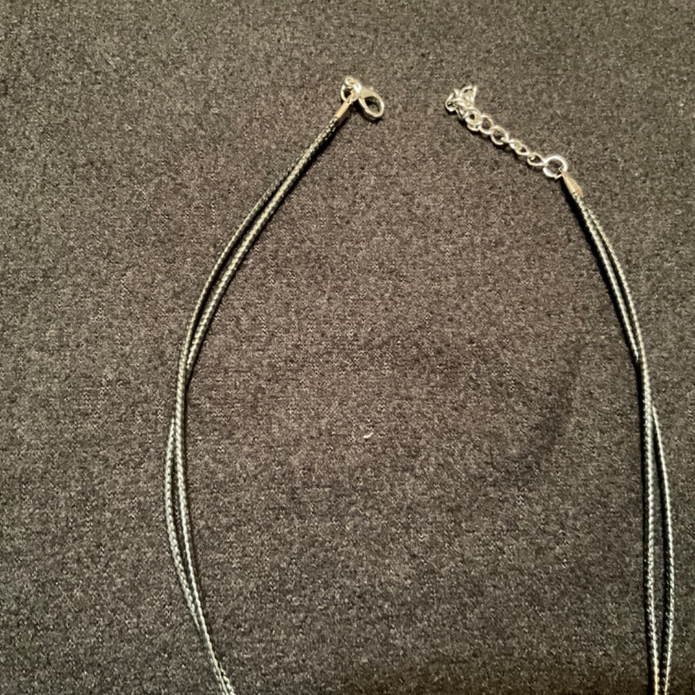 Statement necklace - Picture 3 of 3